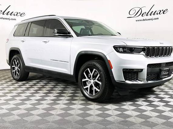 JEEP GRAND CHEROKEE 2023 1C4RJKBG5P8796816 image